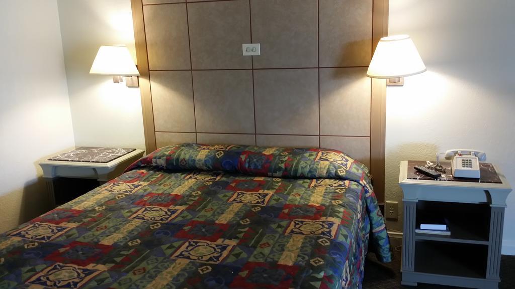 Brunner'S Inn And Suites El Centro Dış mekan fotoğraf